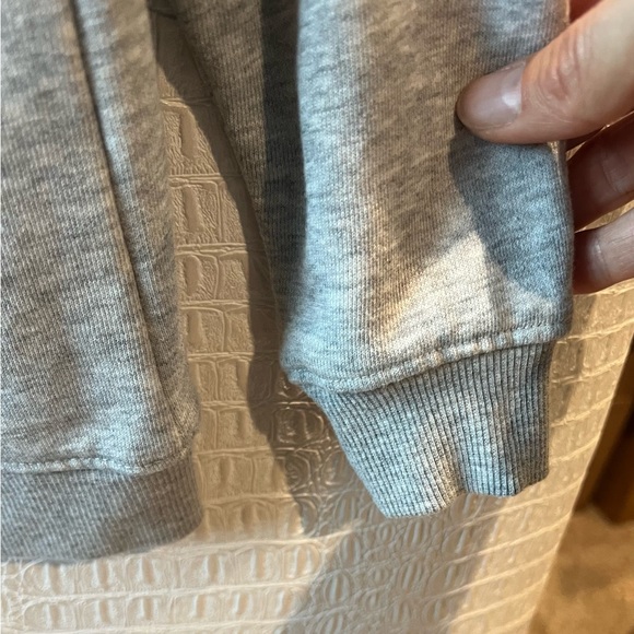 H&M fuzzy spider sweatshirt size 4-6 - Picture 3 of 6